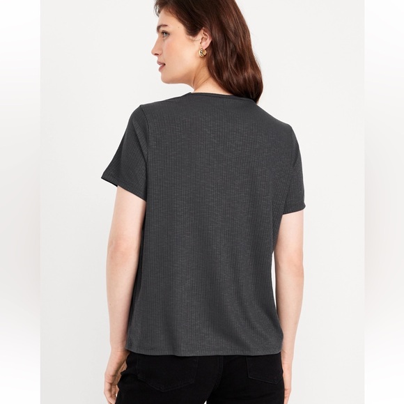 ❗️NWT❗️Luxe Ribbed Slub-Knit T-Shirt (Medium) - Picture 2 of 7